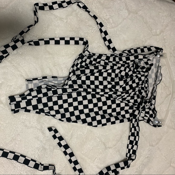 Checkmate ! - Picture 2 of 2